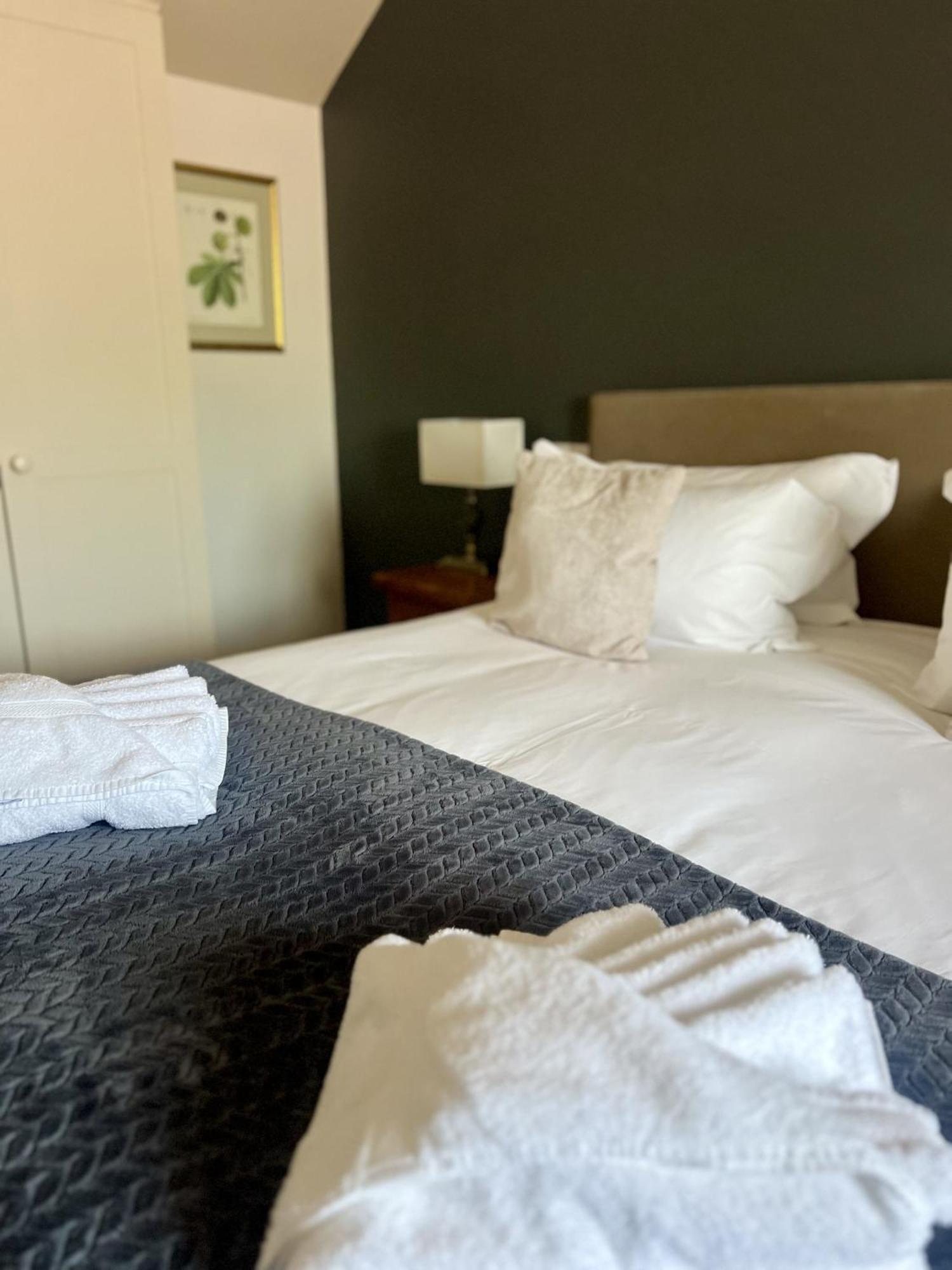 The Parson Woodforde Hotel Weston Longville Bilik gambar